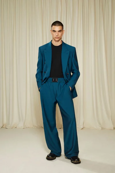 Look 48